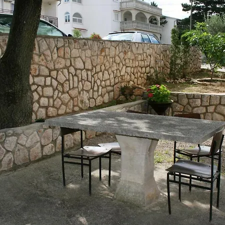 With Parking Space - 5514 Novi Vinodolski