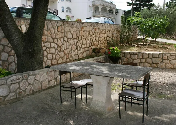 With Parking Space - 5514 Novi Vinodolski